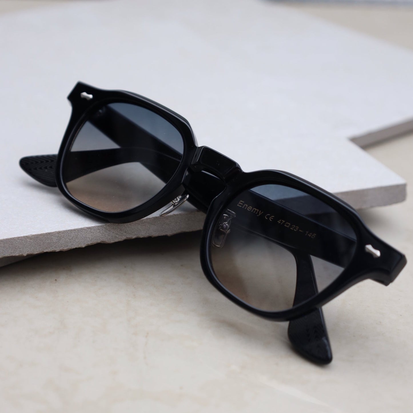 Durham Black Sunglasses