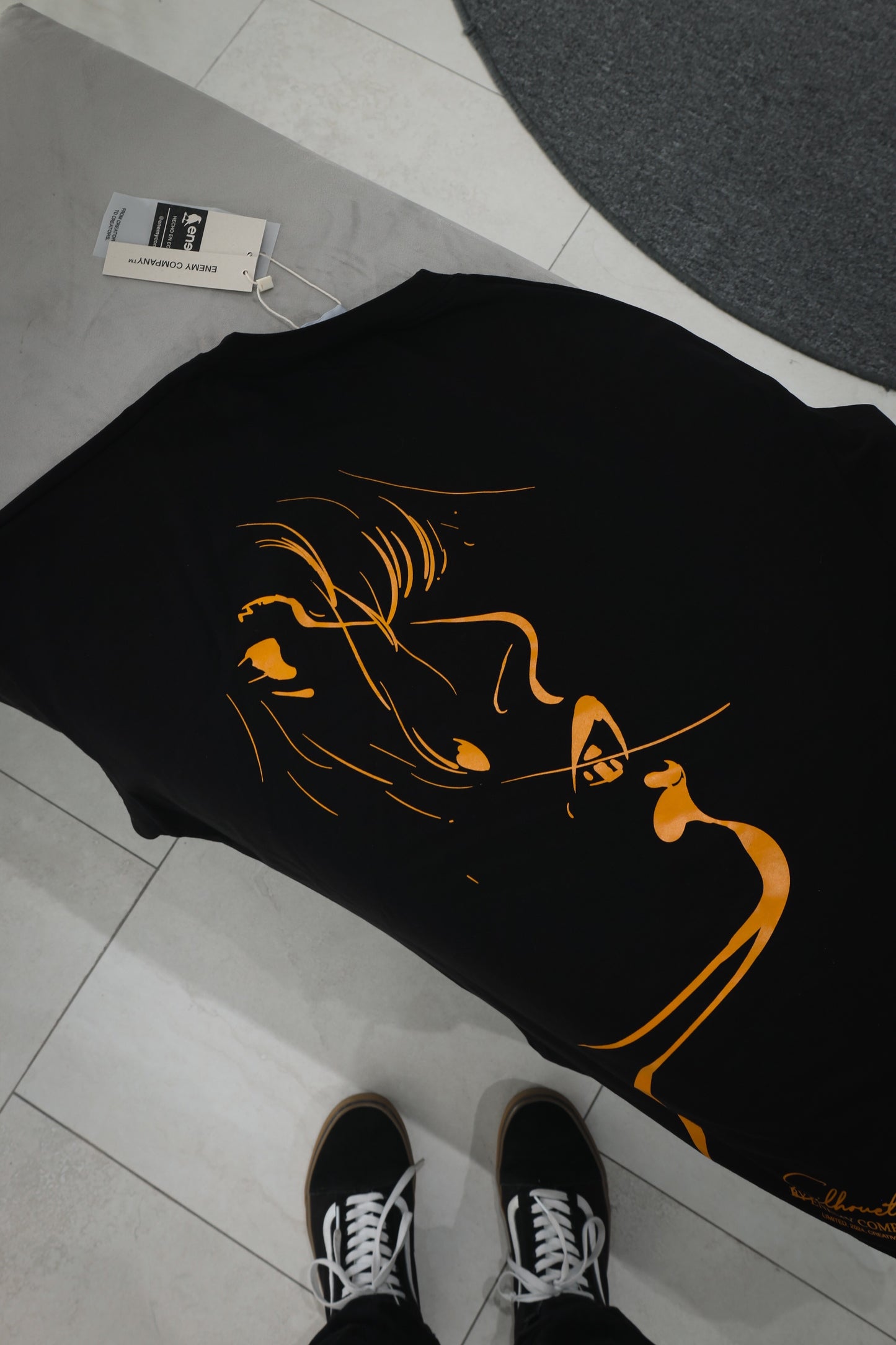 Silhouette Iconic Profile T-shirt
