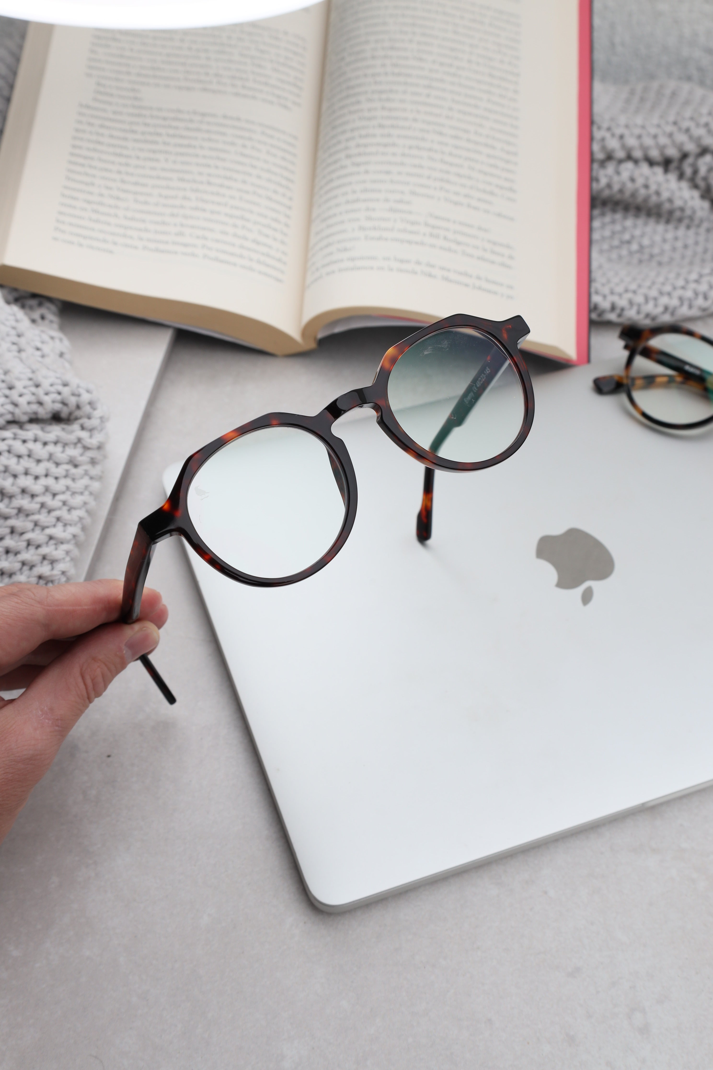Kairo Tortoise Red Screen Glasses